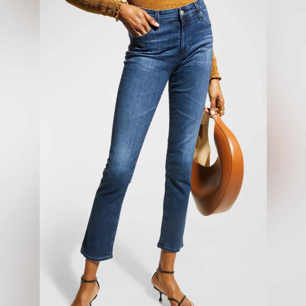 Size 28 AG Jeans - Mari Crop - great used condition